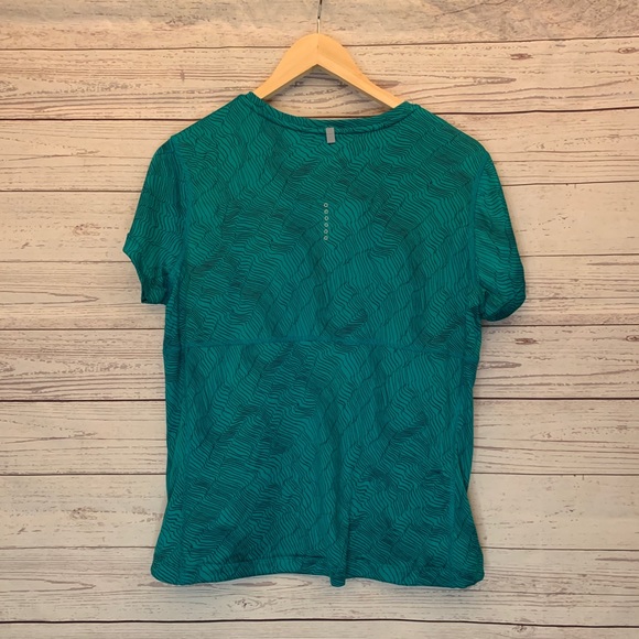 Nike Short Sleeve - Picture 2 of 7